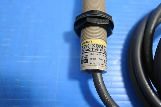 Omron E2K-X8ME1 Capacitive proximity sensor Detail Image - ASKINDEX Korea