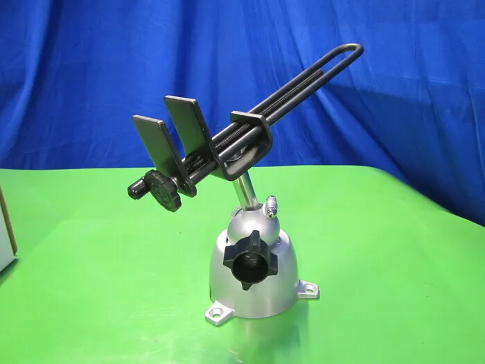 AS ONE 396 Wide Head Multipurpose Vise Detail Image - ASKINDEX Korea