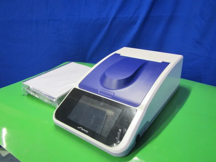 웨이 7415NANO UV-Vis 분광 광도계