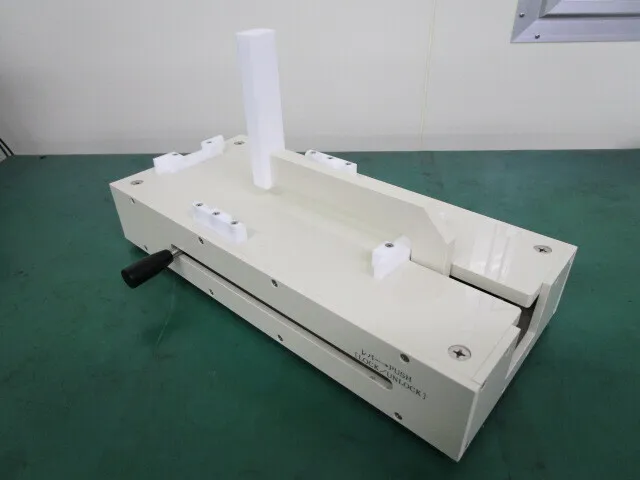 알파 웨이브 AWT-3381 웨이퍼 이송기