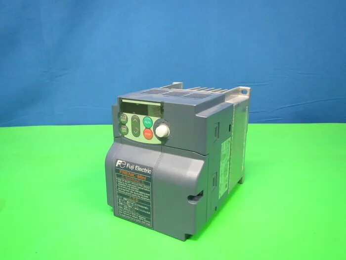 후지 전기 FRN1.5C2S-2J13 인버터