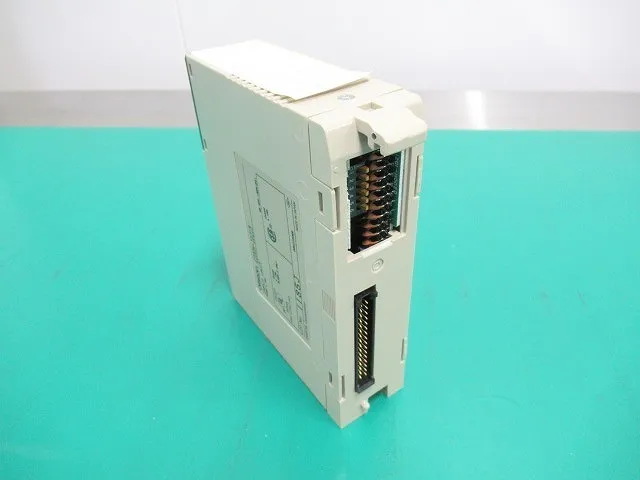 오므론 C200H-ID215 PLC I/O 유닛 상세 이미지 - ASKINDEX 코리아