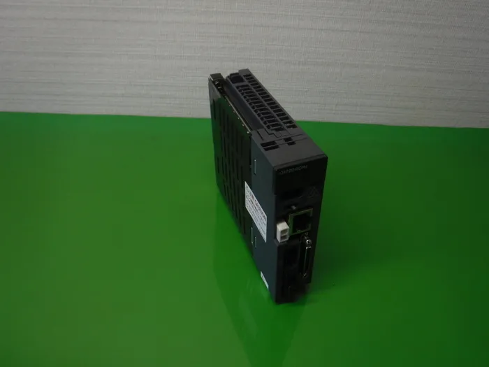 미쓰비시 전기 Q172DRCPU 시퀀서(PLC) 모션 컨트롤러