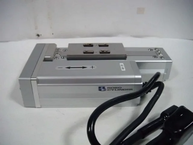 거기 RCS2-SA5R-I-20-3-50-T2-R04-B-MR-SR 액추에이터