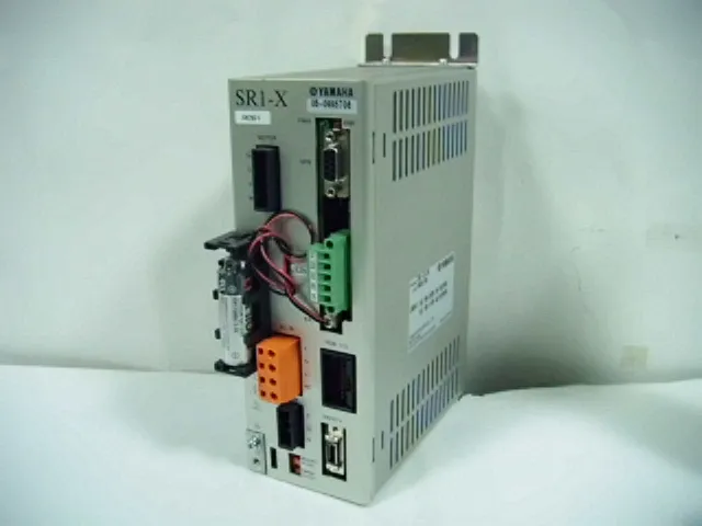 야마하 SR1-X-05 서보 드라이버