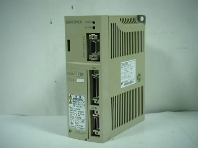 야스카와 SGDA-01BPY122 AC 서보 드라이버