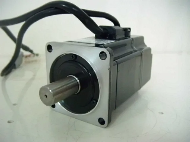 야스카와 SGMAH-02AAA21 AC 서보 모터