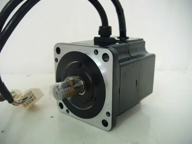 Yasukawa SGMP-02AW14 AC servo motor Detail Image - ASKINDEX Korea