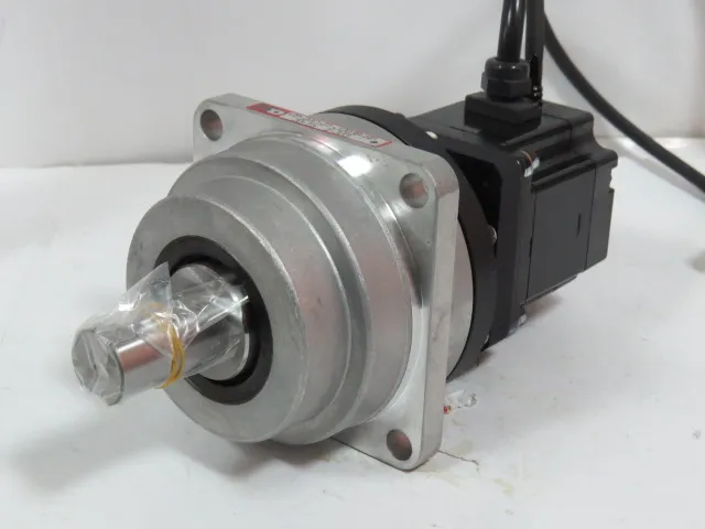 야스카와 SGMP-01B3G32 AC 서보 모터