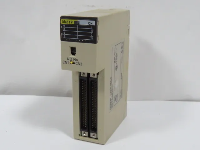오므론 C200H-OD219 출력 유닛