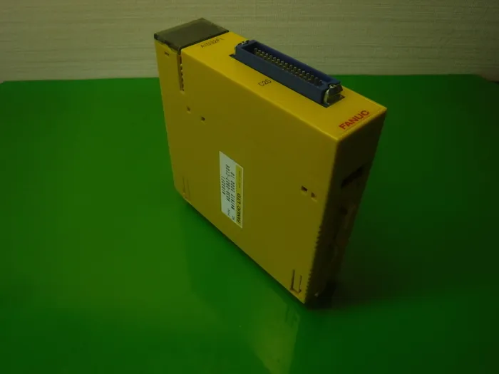 화낙 AID32F1(A03B-0807-C106) 시퀀서(PLC)