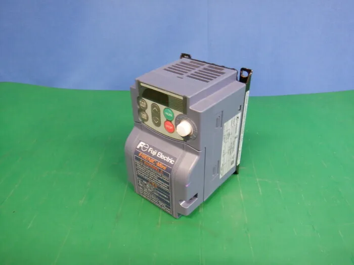 후지 전기 FRN0.1C2S-2J13 인버터
