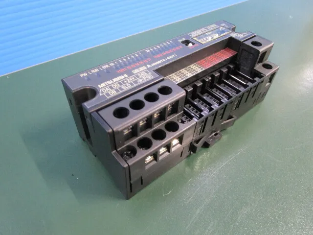 미쓰비시 AJ65SBTC1-32DT1 CC-Link 소형 타입 리모트 I/O 유니트