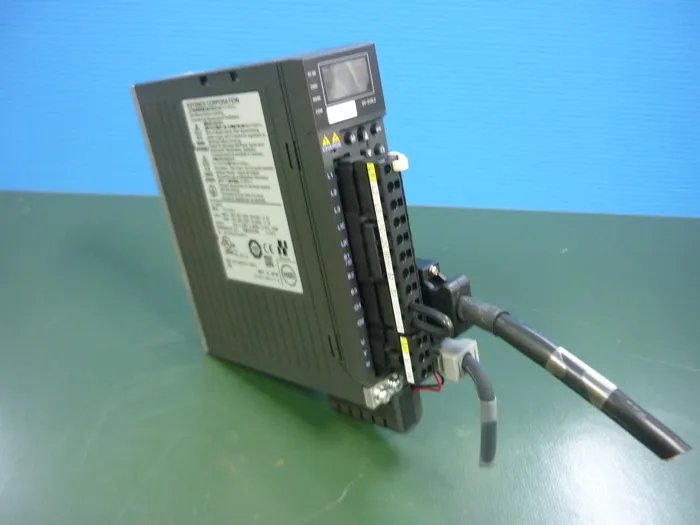 Keyence SV-010L2 AC Servo System Detail Image - ASKINDEX Korea