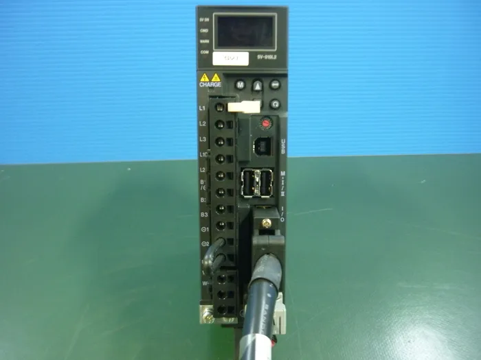 Keyence SV-010L2 AC Servo System Detail Image - ASKINDEX Korea