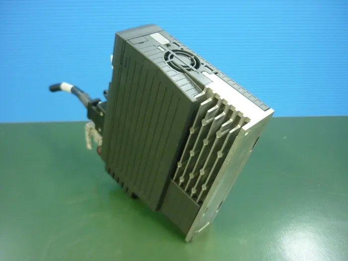Keyence SV-010L2 AC Servo System Detail Image - ASKINDEX Korea