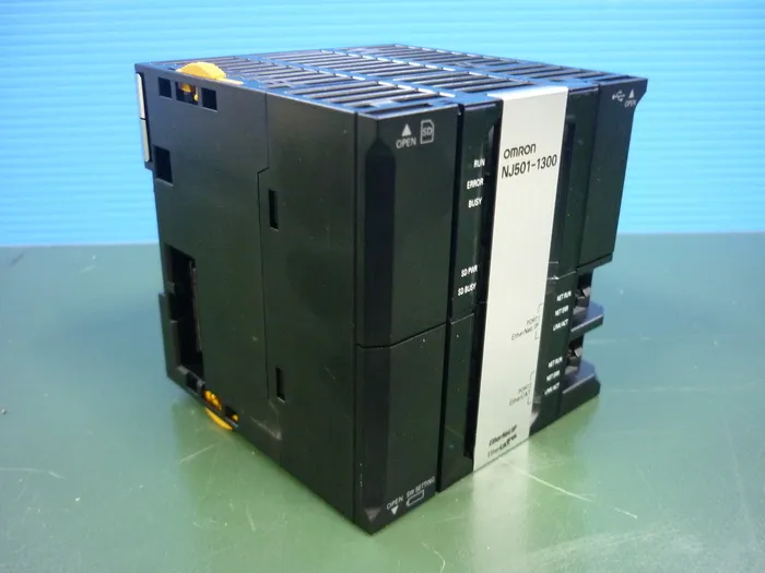 오므론 NJ501-1300 시퀀서