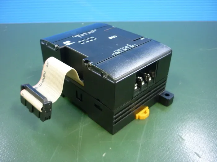 오므론 CP1W-8ED 시퀀서