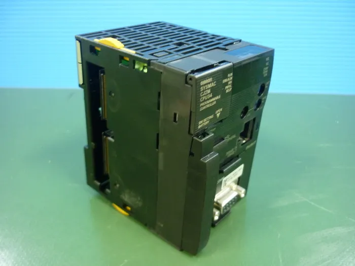 오므론 CJ2M-CPU34 시퀀서