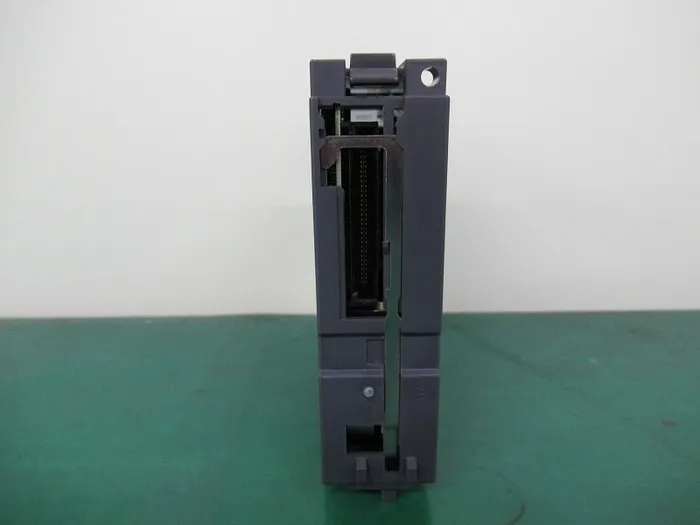 Mitsubishi Q68ADV Sequencer (PLC) (analog/digital conversion unit) Detail Image - ASKINDEX Korea