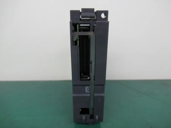Mitsubishi Q68DAVN Sequencer (PLC) (analog/digital conversion unit) Detail Image - ASKINDEX Korea