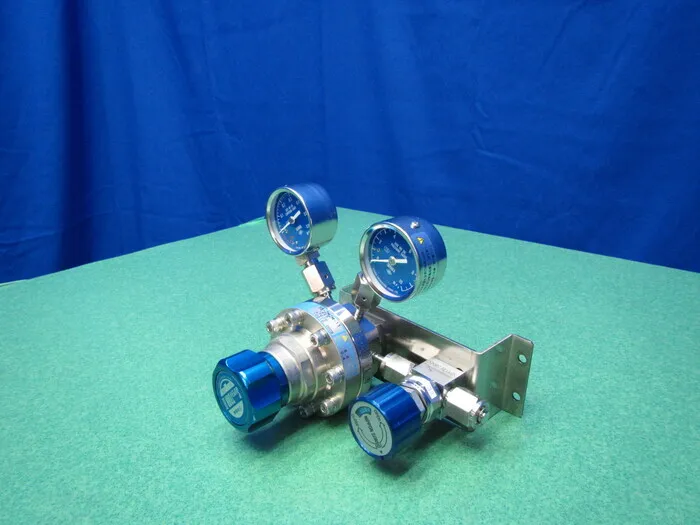 일본 산소 18-2M2M-11 레귤레이터(가스)