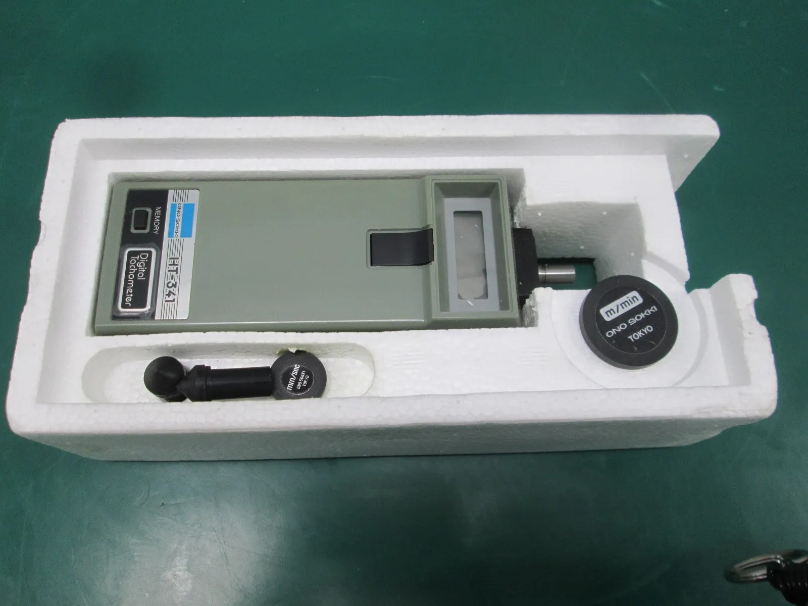 오노측기 HT-341 디지털 타코미터