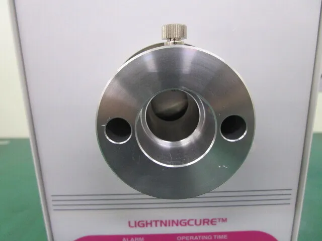 Hamamatsu Photonics LC8(L9588-01) UV spot light source Detail Image - ASKINDEX Korea