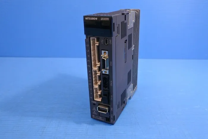 미쓰비시 MR-J3-10B AC 서보 앰프