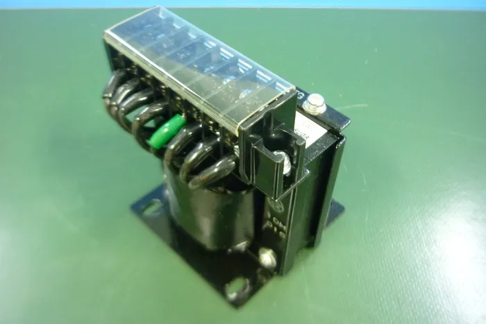 Kasuga Electric DVSC30AE41 Single-phase compound transformer Detail Image - ASKINDEX Korea