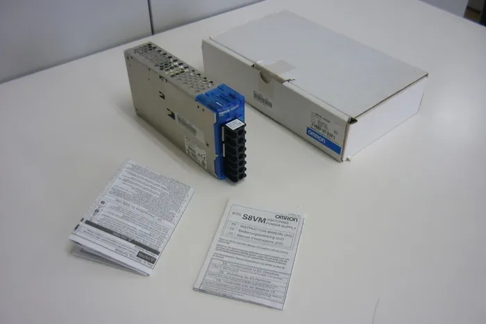 오므론 S8VM-10024C DC 전원 공급 장치(24V)