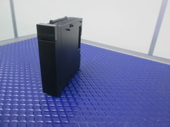 Keyence KV-7000C PLC