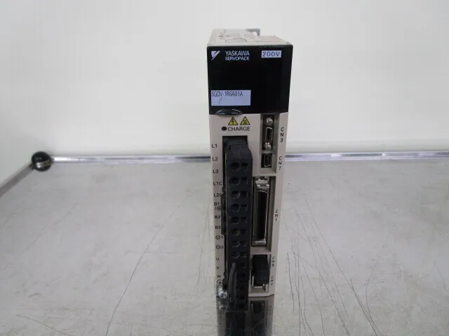 야스카와 전기 SGDV-1R6A01A 서보 드라이버 상세 이미지 - ASKINDEX 코리아