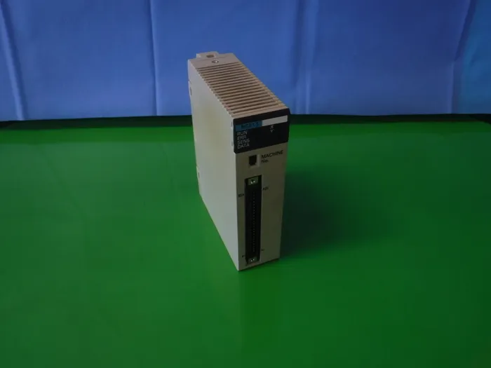 오므론 C200HW-NC213 시퀀서(PLC) 위치 제어 유닛