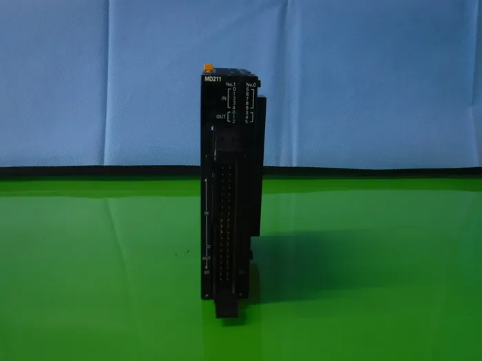 오므론 CJ2M-MD211 시퀀서(PLC) 펄스 I/O 유닛 상세 이미지 - ASKINDEX 코리아