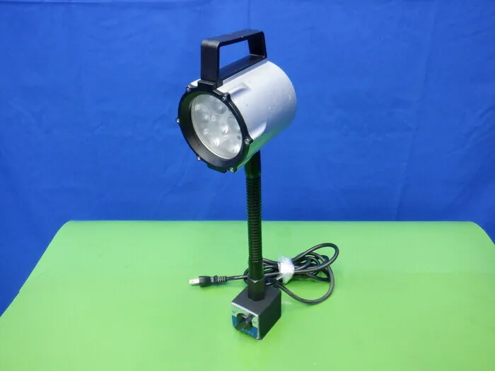 일본 기계 NLSS15CBM-AC 자석식 LED 작업등