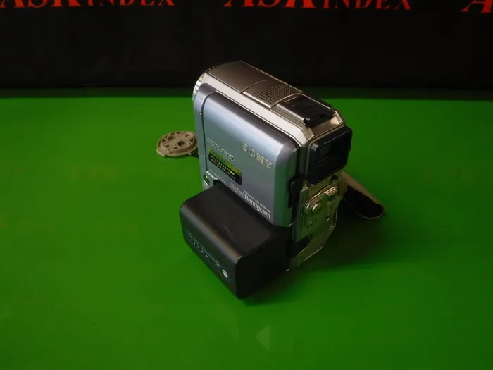 Sony DCR-PC105 digital camera Detail Image - ASKINDEX Korea