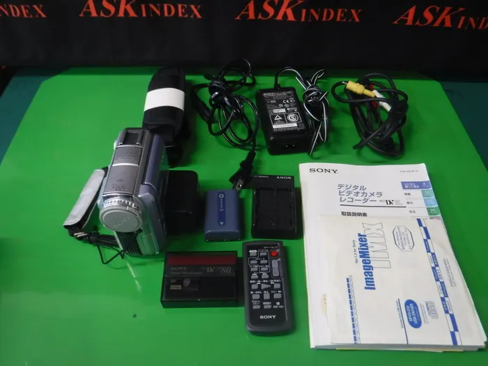 소니 DCR-PC105 디지털 카메라