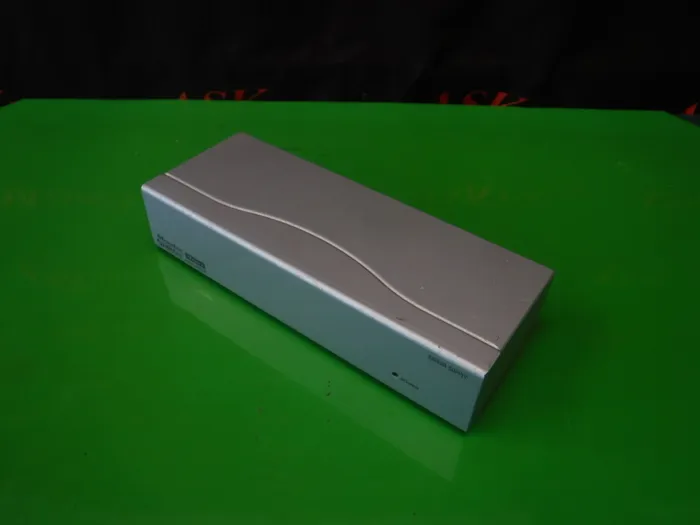 산와 공급 VGA-HR4K 모니터-분배기