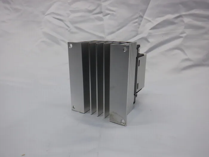 Fuji Electric SS202E-3Z-D3 Solid State Contactor Detail Image - ASKINDEX Korea