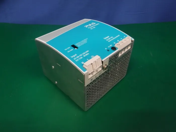 풀스 SL10.100 DC 전원 공급 장치