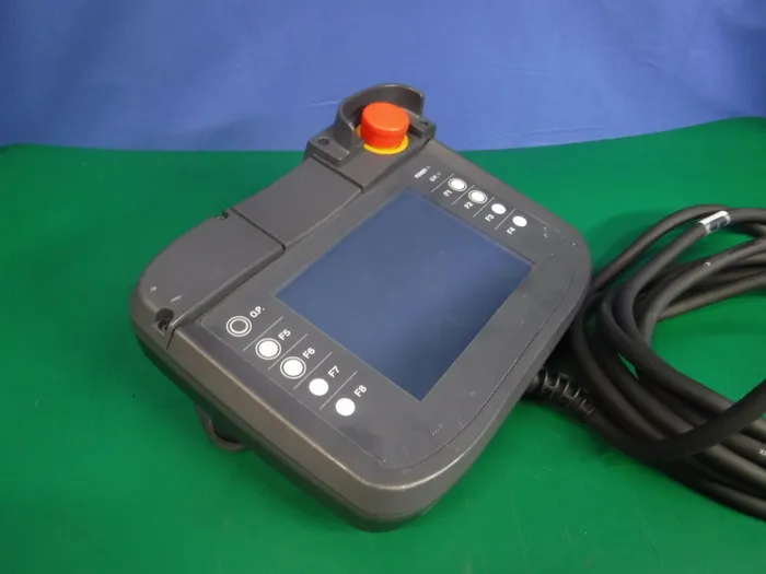 Keyence VT3-Q5HG 터치 패널