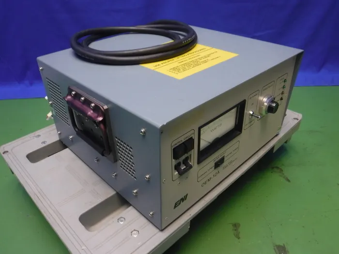  OEM-12AL-21311 RF 전원 공급 장치