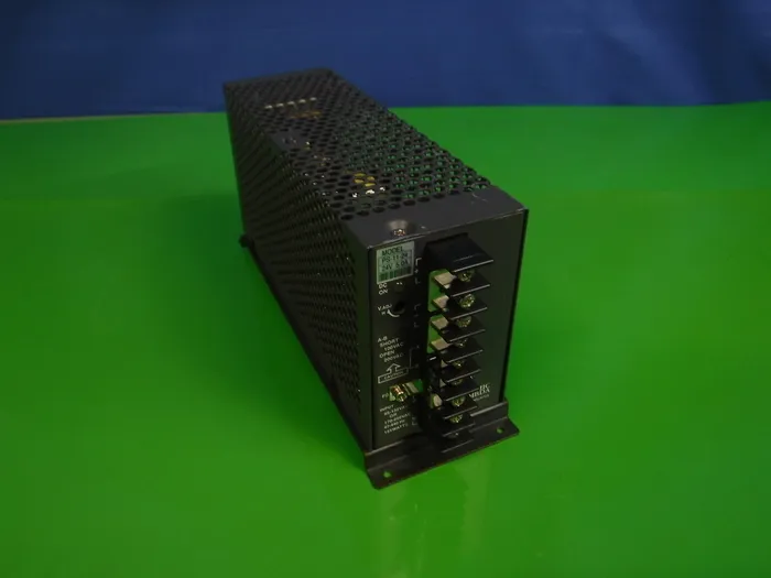 네믹 람다 PS-11-24 DC 전원 공급 장치