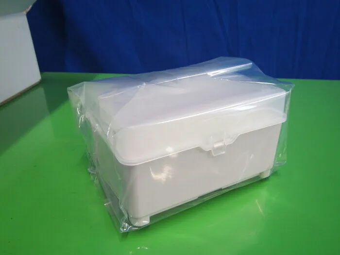 AS ONE V-200FH Pipette tips (with filters)