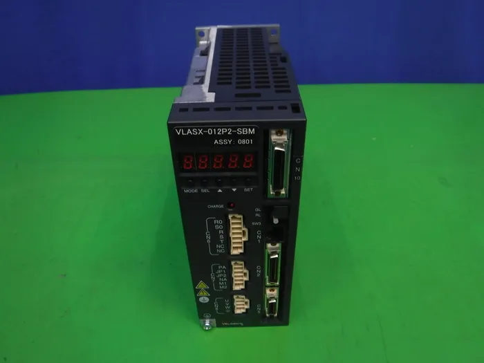 도시바 기계 VLASX-012P2-SBM AC 서보 드라이버 상세 이미지 - ASKINDEX 코리아