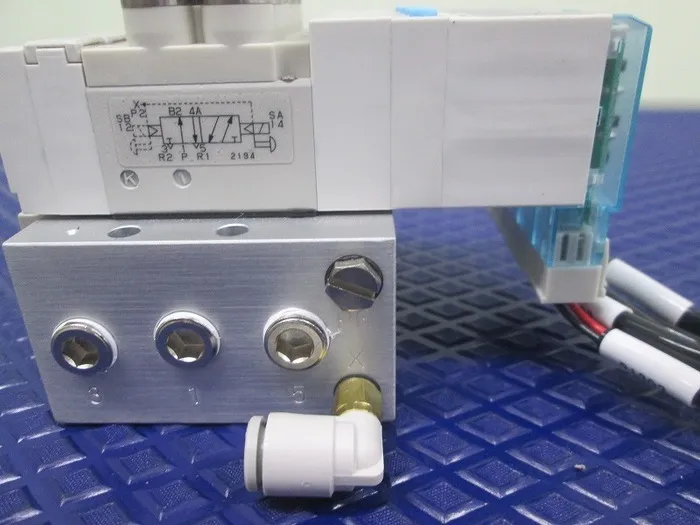 Koganei F10LT1G-PL +F10M5AJG Solenoid valve Detail Image - ASKINDEX Korea