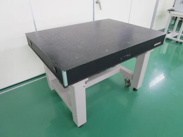 헤르츠 산업  정반(방진 고무식 가대 부착)
