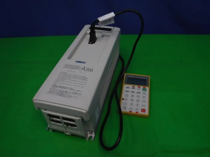미쓰비시 전기 FR-A220-0.4KP 인버터