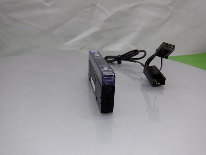 Keyence FS-V12 Fiber sensor amplifier (one-line slave unit) Detail Image - ASKINDEX Korea